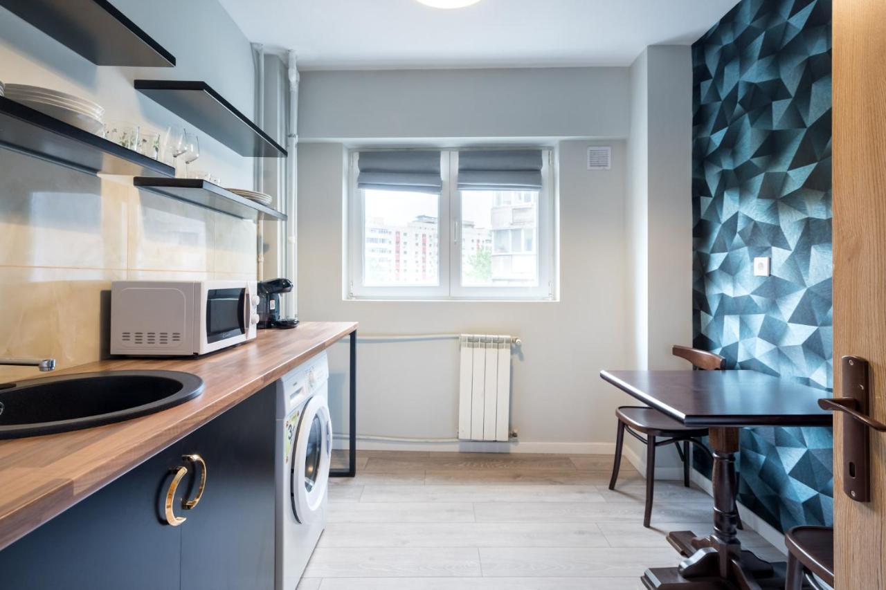 Felicity Apartment By The Park Bukarest Exterior foto